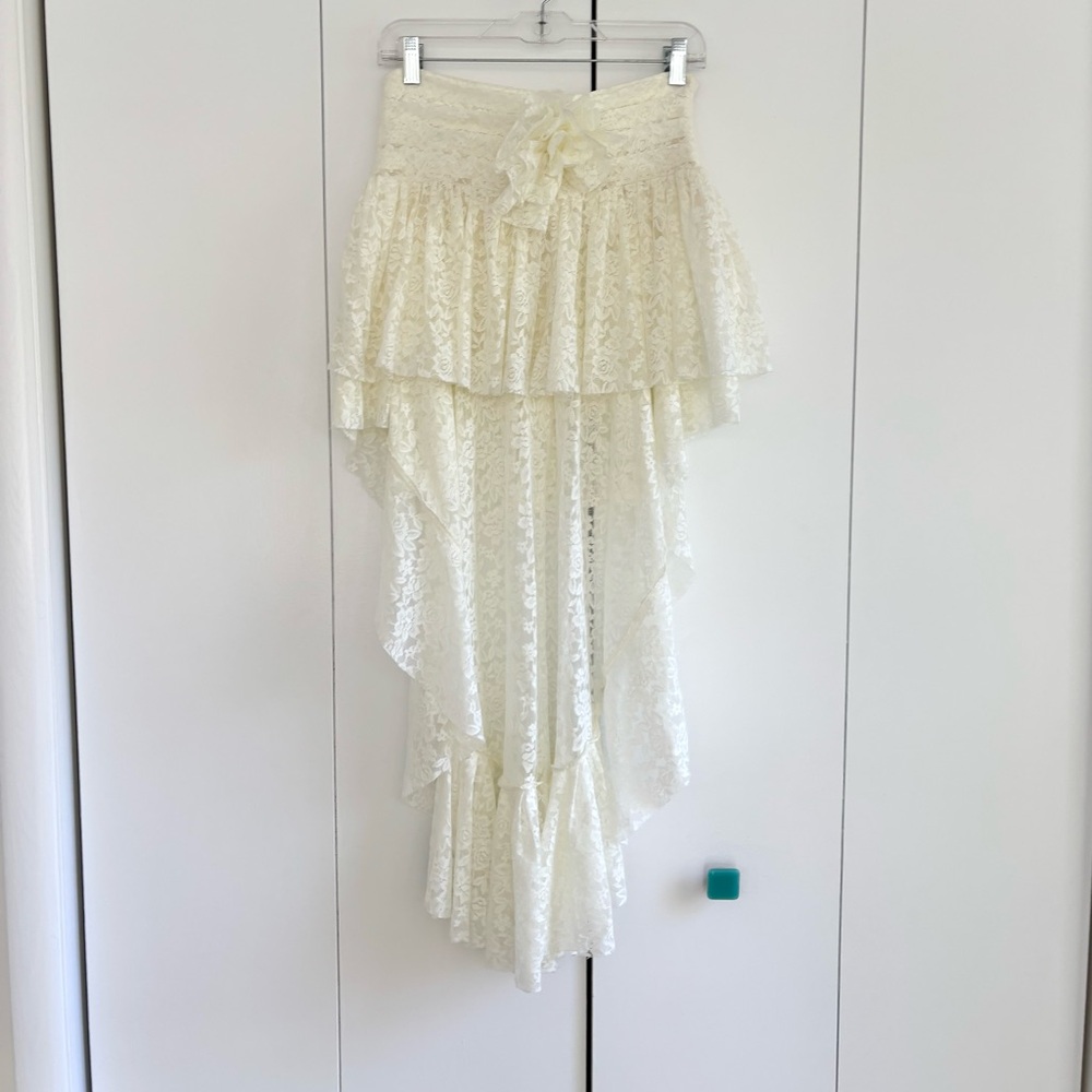 Tach Free People NWOT Blanca Asymmetric White Lace Ruffle Skirt Small